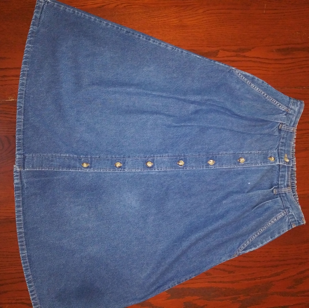 Nice button down denim skirt